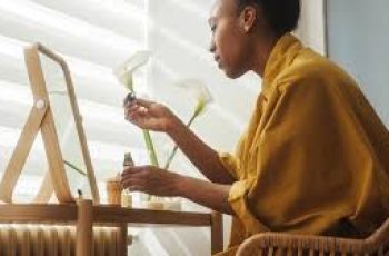 Morning Glycolic Acid, Nighttime Retinol: Is It Safe?