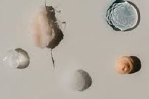 Skincare and Hormones: The Truth About Endocrine Disruptors You Need to Know