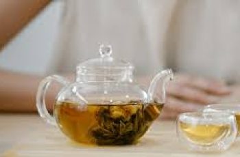 Why Green Tea Extract Is a Must-Have for Your Skin
