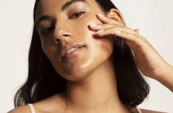 Expert Skincare Guide to Fading Dark Spots on Black Skin Expert Skincare Guide to Fading Dark Spots on Black Skin