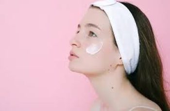 Essential Skincare Tips After Professional Facial Extractions for Clear Skin