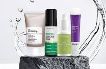 Brighten and Calm Skin: Niacinamide and Azelaic Acid Routine Brighten and Calm Skin: Niacinamide and Azelaic Acid Routine