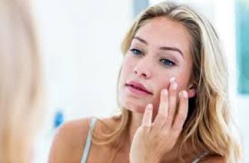 Why Your Moisturiser Might Be Making Your Skin Worse