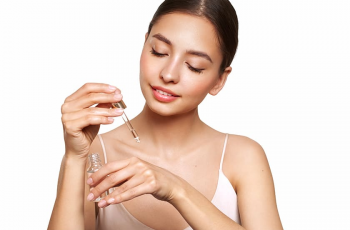 The Vitamin C Mistake Ruining Your Skin: How to Actually Get a Radiant Glow The Vitamin C Mistake Ruining Your Skin: How to Actually Get a Radiant Glow