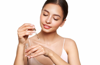 The Ultimate Rosacea Diet: Dermatologist-Approved Foods to Eat and Avoid The Ultimate Rosacea Diet: Dermatologist-Approved Foods to Eat and Avoid